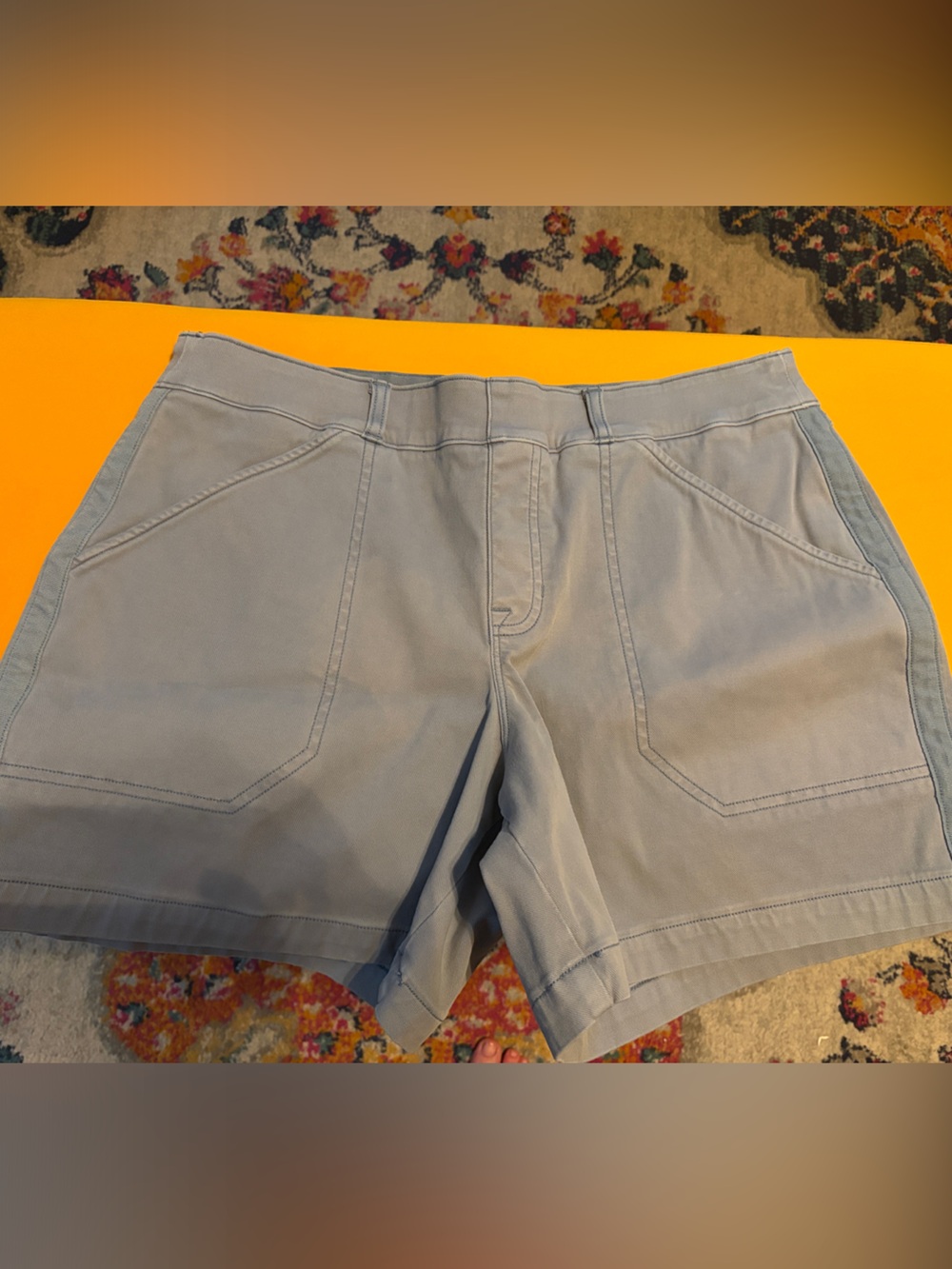SPANX Light Gray Casual Cargo Shorts